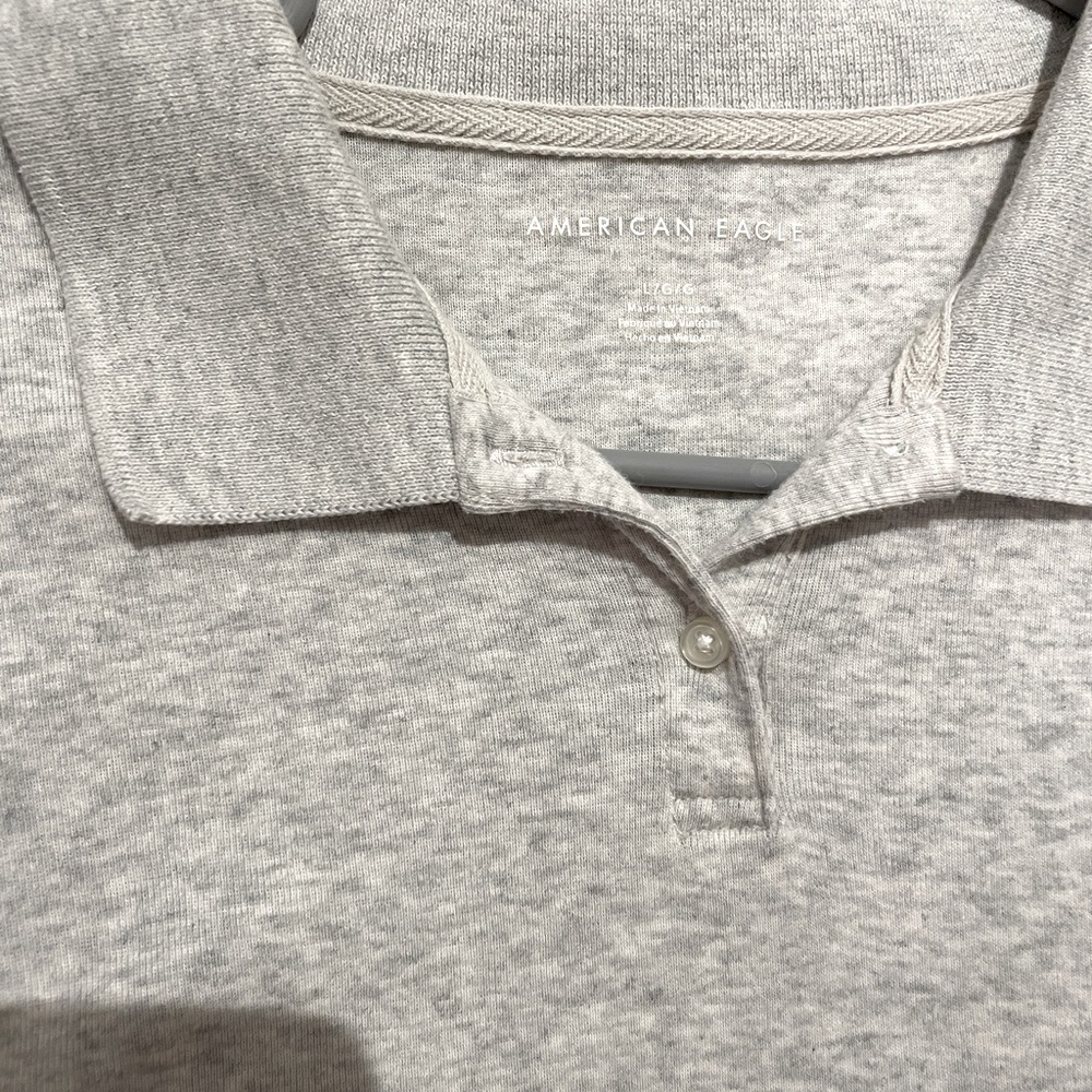 American Eagle gray cropped cotton collared shirt